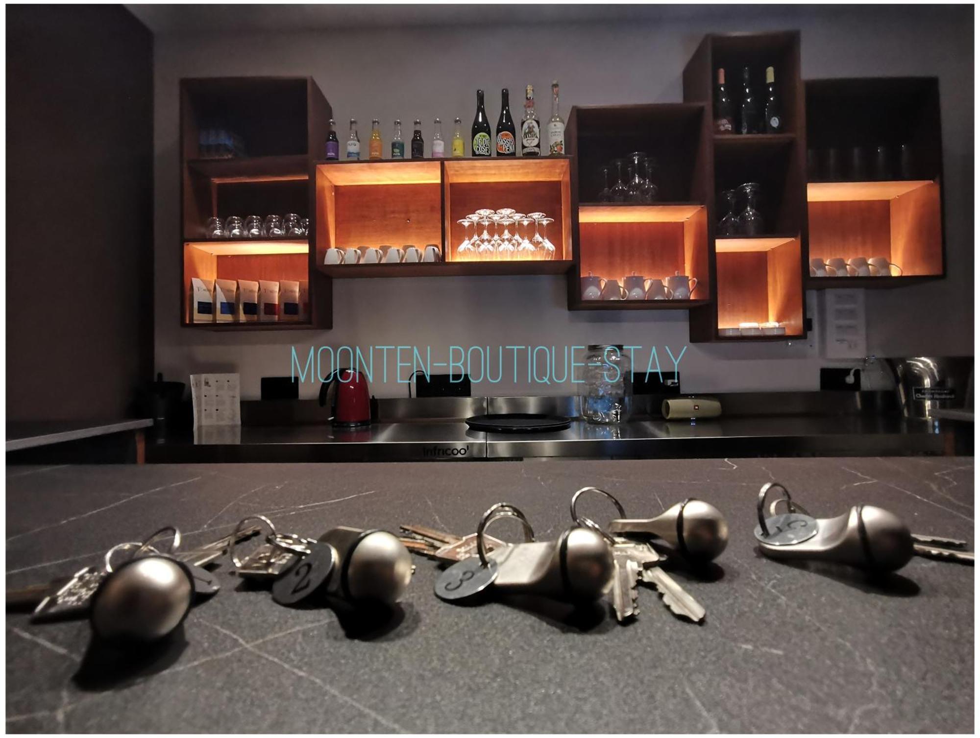 Moonten Boutique Stay Сольєр Екстер'єр фото